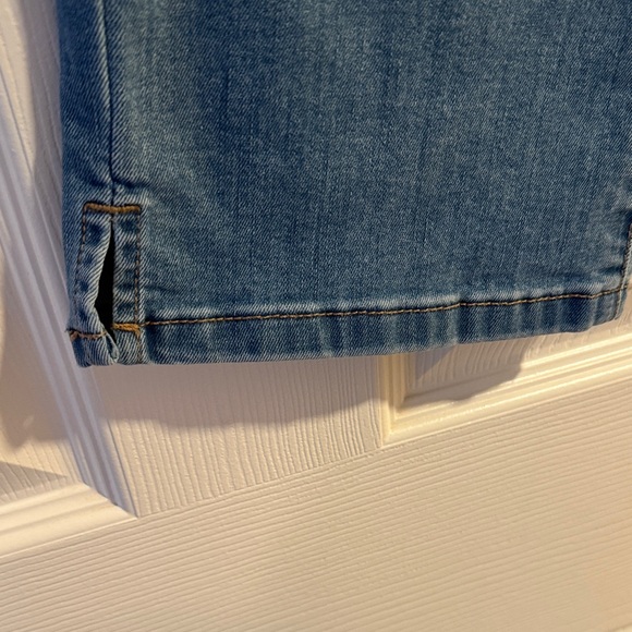 Croft & Barrow Blue Ankle Jeans - Picture 2 of 3